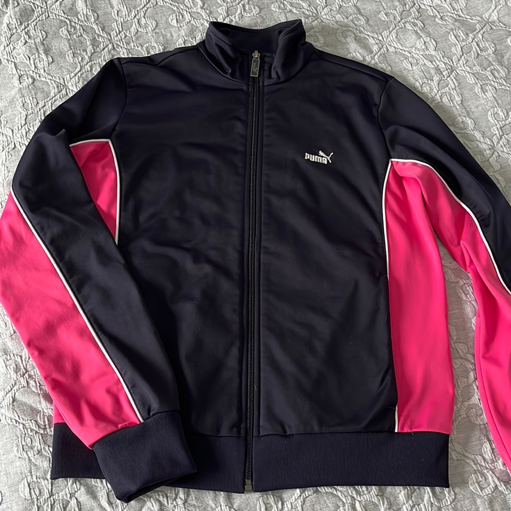 EUC Puma Lightweight Full Zip Jacket - Size Medium - Navy & Pink